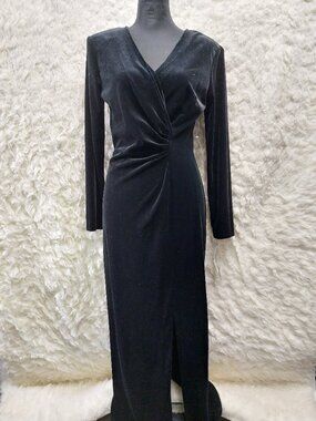 Vintage Connected Women's Black Velvet Maxi Dress Long Sleeve Size 6